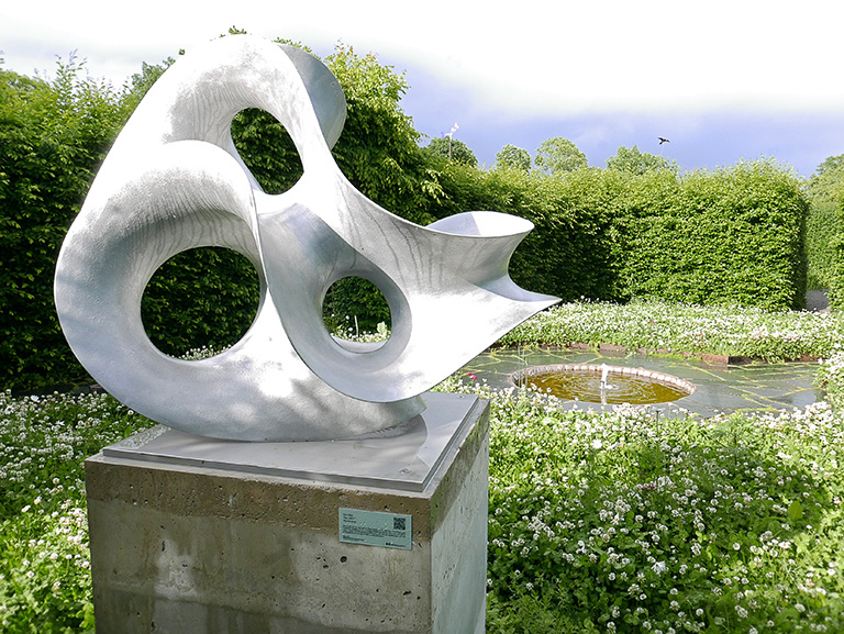 Skulpturen Flux av Eva Hild, Rosendals Trädgård