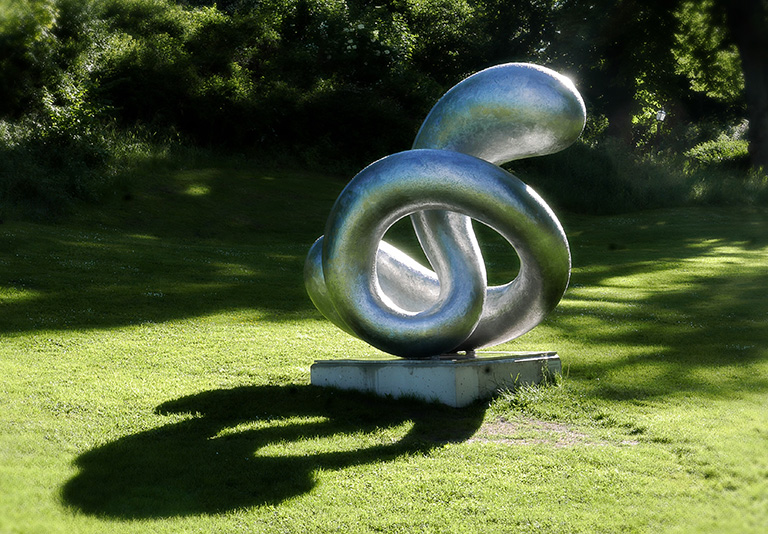 Skulpturen Nod av Eva Hild på Djurgården