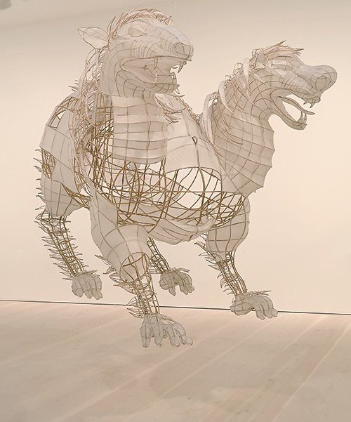 Ai Weiwei – Tyre på Galerie Forsblom: draken Chuti