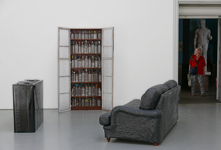 Valentine Isæus-Berlin – Furniture of a young man, Kungl. Konsthögskolans vårutställning 2018, Konstakademien